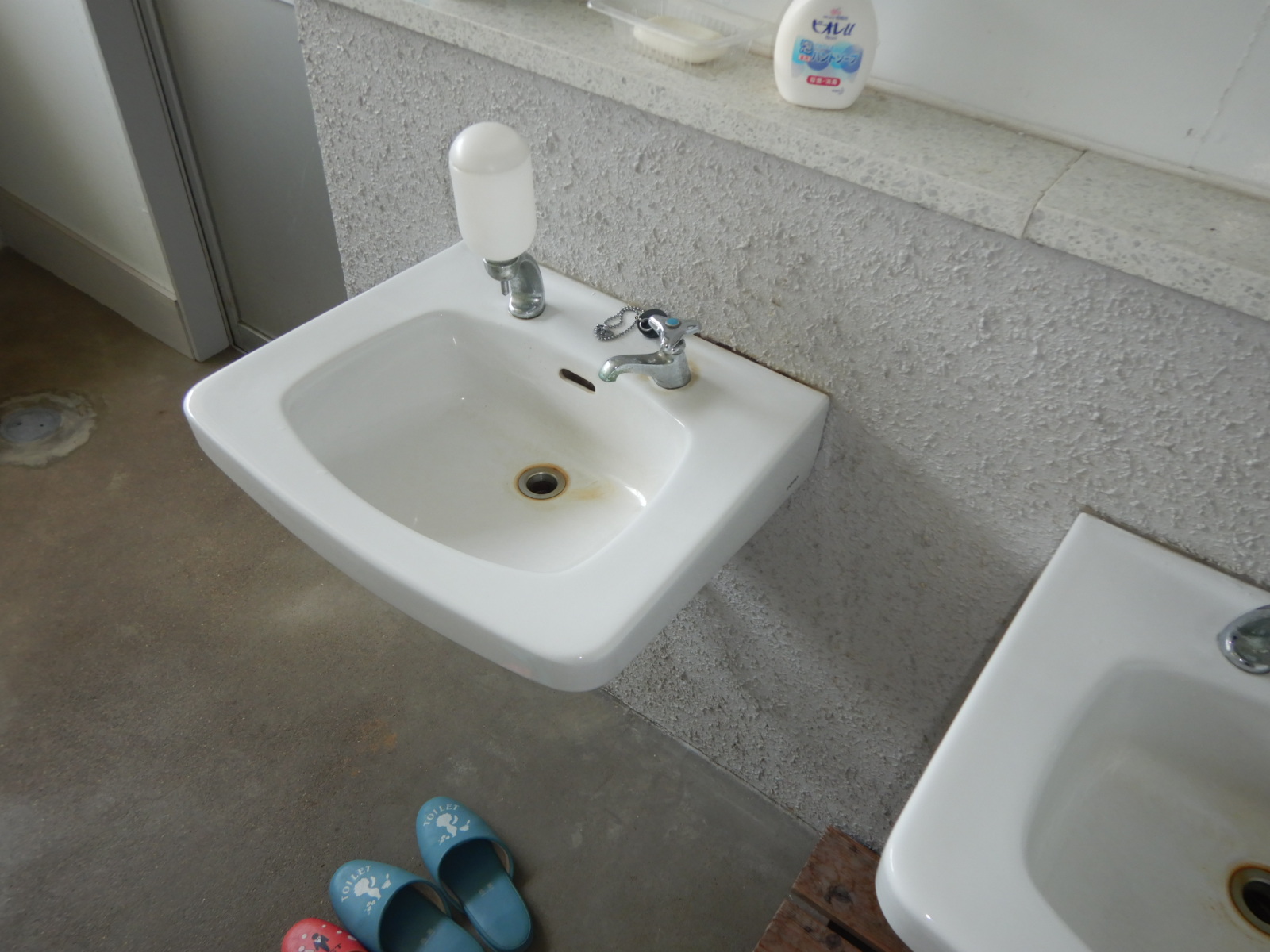 郡山市 集会所 トイレ清掃 洗面清掃後01